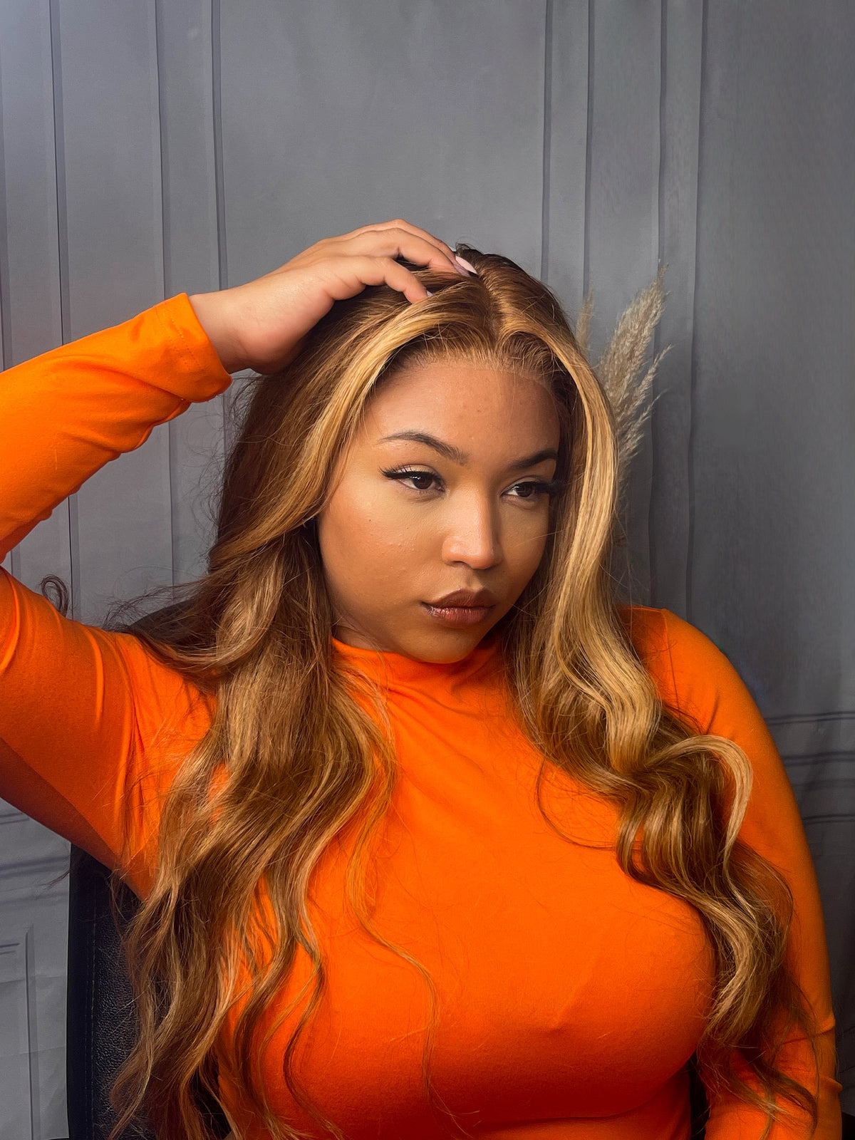 "Peruca Humana 13x4 Lace Wig Body Wave Natural - Mechas Loira Mel P4/27# "